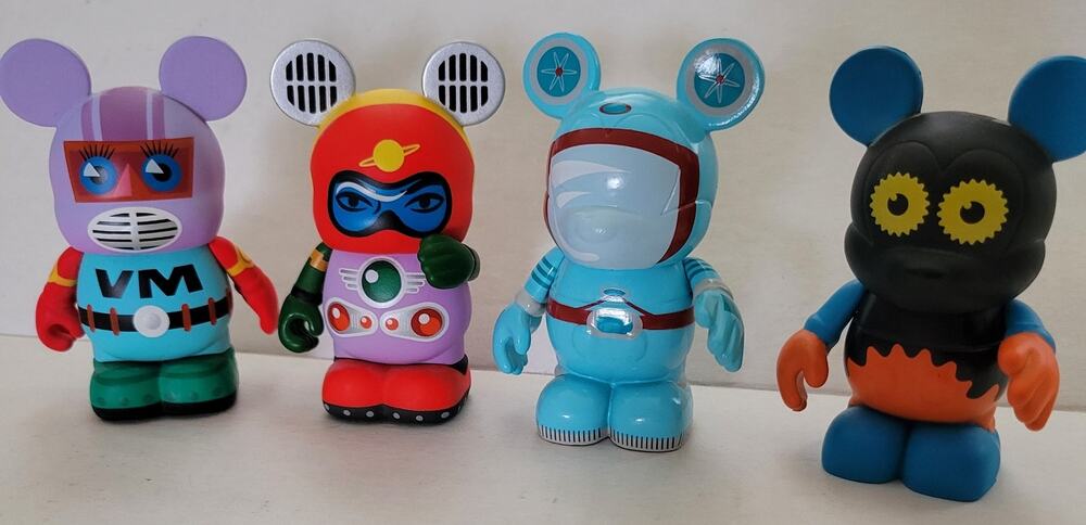 Set 4 Disney 3" Vinylmation TomorrowLand Astronaut Robot Series Urban Gears Bear